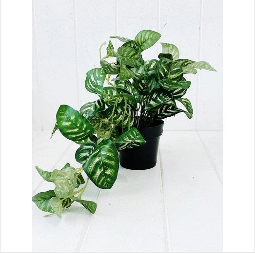 Prime Deal Artificial Trailing Greenery in Pot