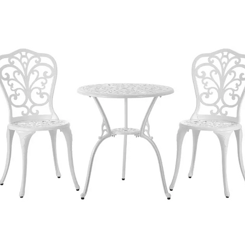 Outdoor dining set